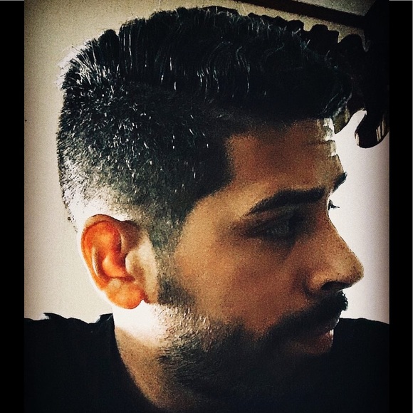 Meet your Posher, Pablo - Picture 2 of 2